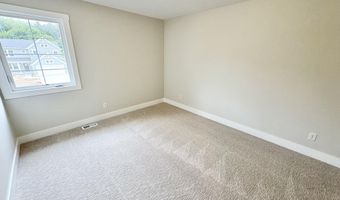 8345 Kettle Oak Dr SE, Alto, MI 49302