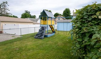 507 E 9th St, Auburn, IN 46706
