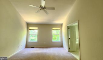 7719 SULLIVAN Cir, Alexandria, VA 22315