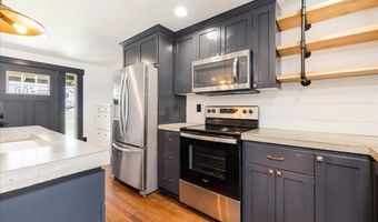 19235 SW OAK St, Aloha, OR 97078