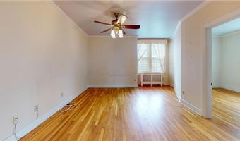 45 Ayrault Ave 8, Newport, RI 02840