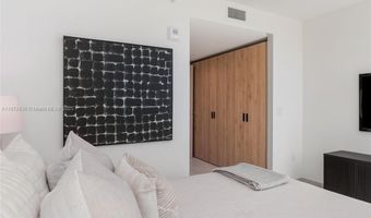 10281 W Bay Harbor Dr 402, Bay Harbor Islands, FL 33154