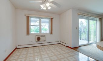 809 E Miner St 3B, Arlington Heights, IL 60004