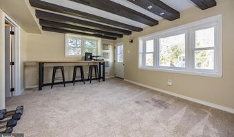 820 SHARPLESS Rd, Hockessin, DE 19707
