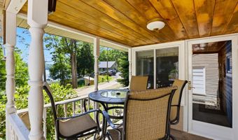 63 Lake Shore Dr, Barnstead, NH 03225