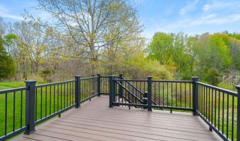 5730 Summerset Woods Dr, Alto, MI 49302