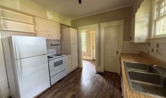 328 S Main St S, Ashburn, GA 31714