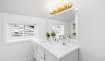 25 Willow Dr, Hopkinton, RI 02832
