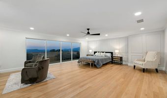 4367 Summit Dr, La Mesa, CA 91941