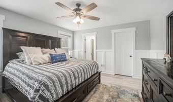 1749 Fairview Dr, Allegan, MI 49010