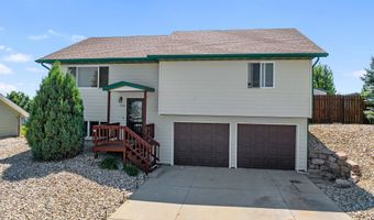 706 Taylor Ct, Belle Fourche, SD 57717