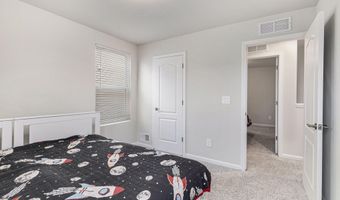2853 Dillon Dr, Ann Arbor, MI 48105