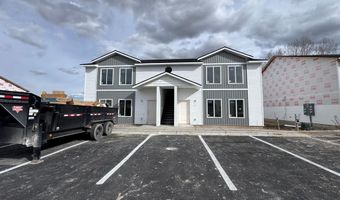 5400 Park Lawn Dr, Chubbuck, ID 83202