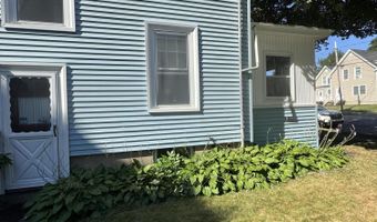 104 7th St, Bangor, ME 04401