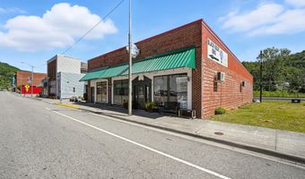 516 W Main St, Appalachia, VA 24216