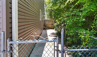 417 Main St, Bayville, NJ 08721