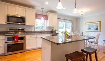 51 Watercress Ct, Coventry, RI 02816