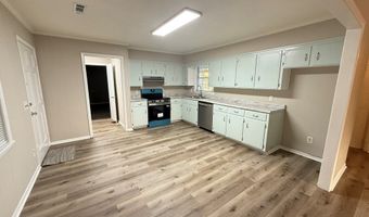 102 McSwean Dr, Abbeville, AL 36310