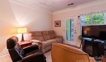 332 Appeldoorn Cir, Asheville, NC 28803