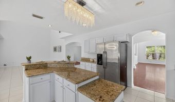 7711 Nottinghill Sky Dr, Apollo Beach, FL 33572