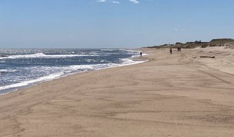2136 Montauk Hwy 202, Amagansett, NY 11930