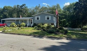 200 Brookwood Rd, Warwick, RI 02889