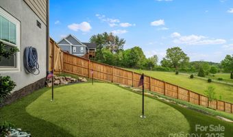 16 Enchanted Oak Ln, Alexander, NC 28701