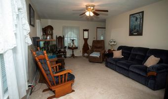 4020 Douglas Ave, Des Moines, IA 50310
