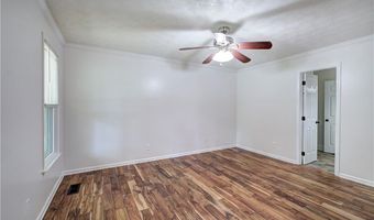 202 Hawkins Farm Cir, Ball Ground, GA 30107