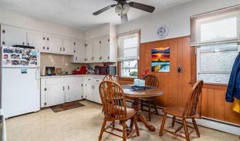 66 Clemence St, Cranston, RI 02920