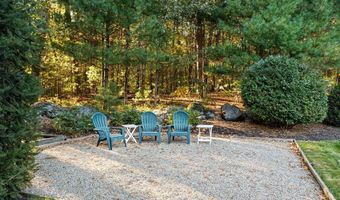 19 Lincoln Dr, Acton, MA 01720