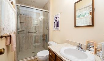 596 E 1732 Rd, Baldwin City, KS 66006