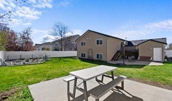 2887 W CRANBERRY Ave, Hayden, ID 83835
