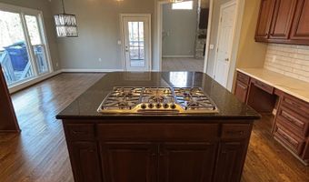 150 CHESTNUT Dr, Alabaster, AL 35007