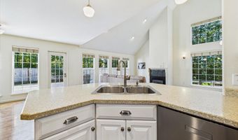 2700 Meadow Creek Way, Arcata, CA 95521