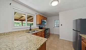 102 Hillcrest Rd, Aurora, IN 47001