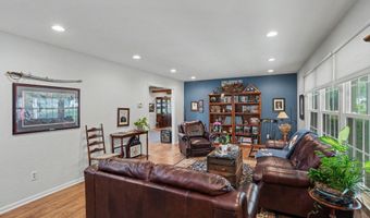 219 Jackson St, Allegan, MI 49010