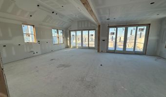 281 7TH St, Avalon, NJ 08202