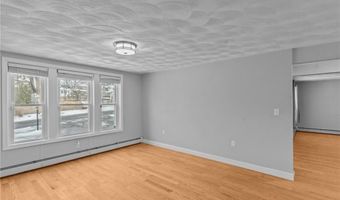 84 Phillip Ave, Cumberland, RI 02864