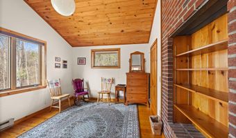 40 Indian Ladder Dr, Altamont, NY 12009