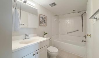 7401 WESTLAKE Ter 610, Bethesda, MD 20817