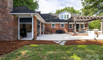 4401 Town And Country Dr, Charlotte, NC 28226