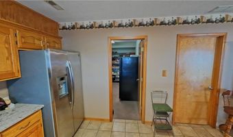 1000 Lake Viking Ter, Altamont, MO 64620