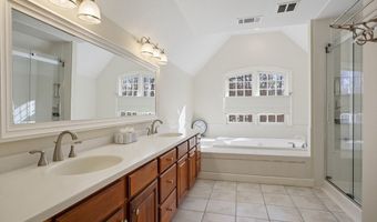 11 Quail Run, Bolton, MA 01740