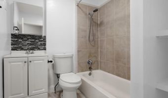 2005 SINCLAIR Ln, Baltimore, MD 21213