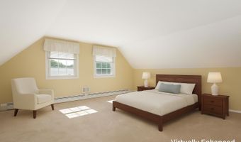 30 Oxford Ln, Aberdeen, NJ 07747