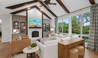 918 E Lakecrest Dr, Andover, KS 67002