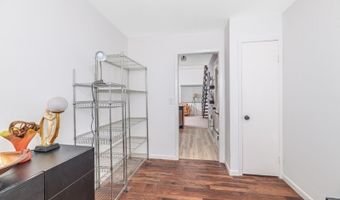 3 Silver Star Ct 10, Alloway, NJ 07462