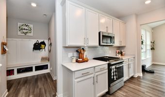 3872 New Battle Ln, Bargersville, IN 46106