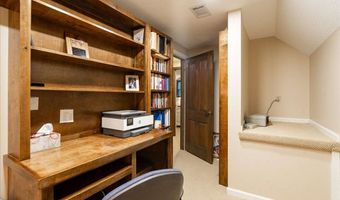 265 Great Oak Dr, Athens, GA 30605